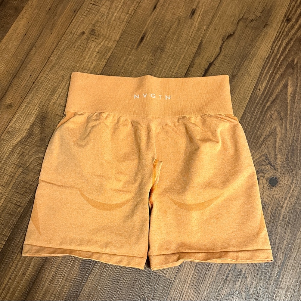 NVGTN Seamless Contour Gym Shorts | Medium